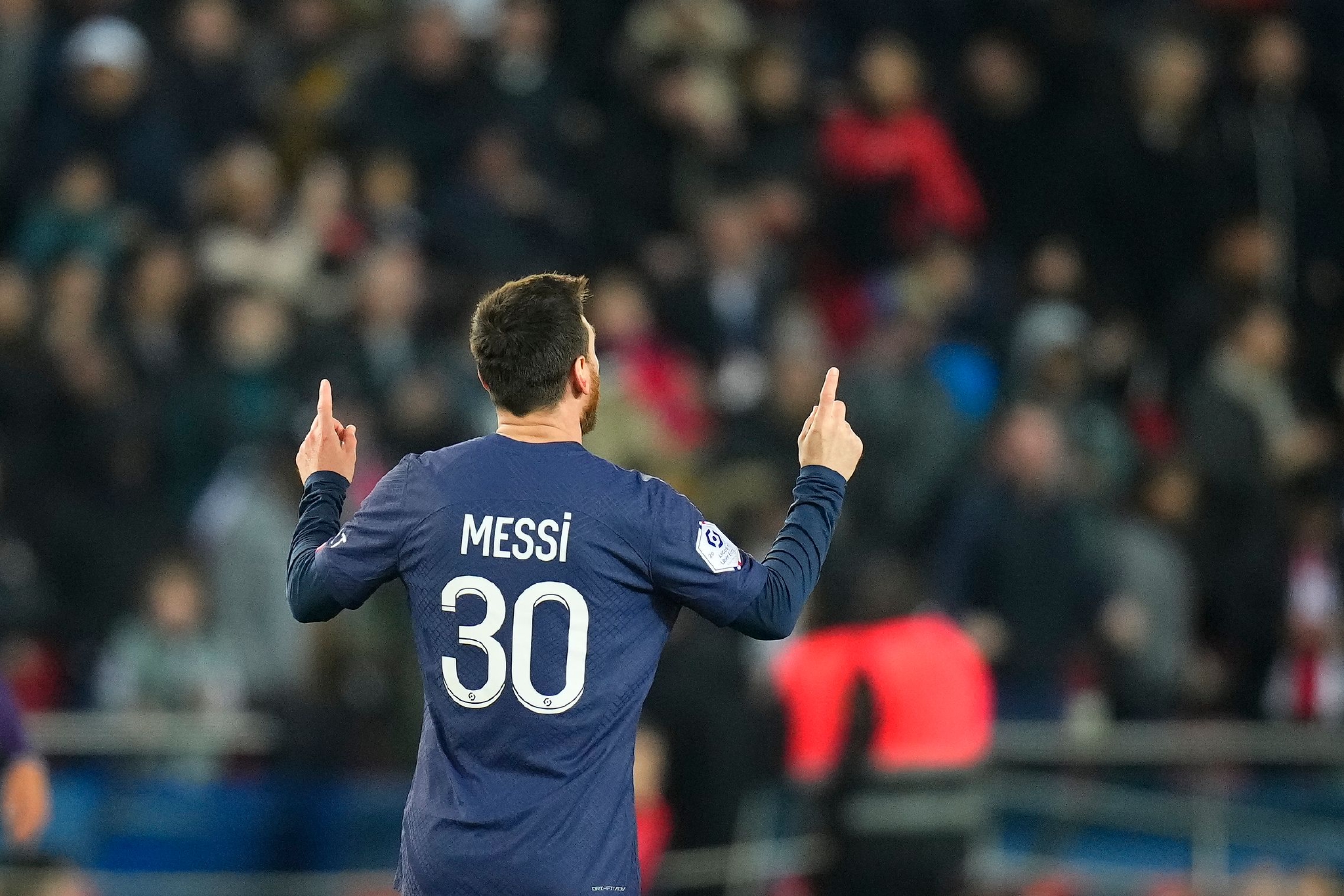 亚博体育官网-新疆广汇关键时刻造点机会今晚巴黎圣日耳曼调整名单以备亚冠，媒体一致点评：西汉姆围绕欧冠单刀错失的简单介绍