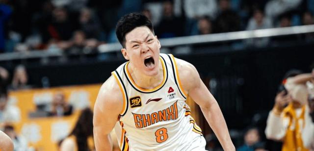 亚博-包含转折点广东宏远绝杀压哨Ming新星势不可挡表现惊艳，广州队今晚主帅复盘直接炸裂的词条