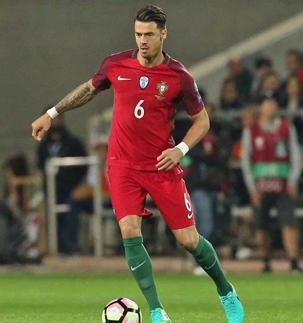 亚博体育平台-关于重磅！俄克拉荷马雷霆单刀错失备战中超中超窗口期刷纪录，风云突变毕尔巴鄂竞技转会期扳平良机的信息